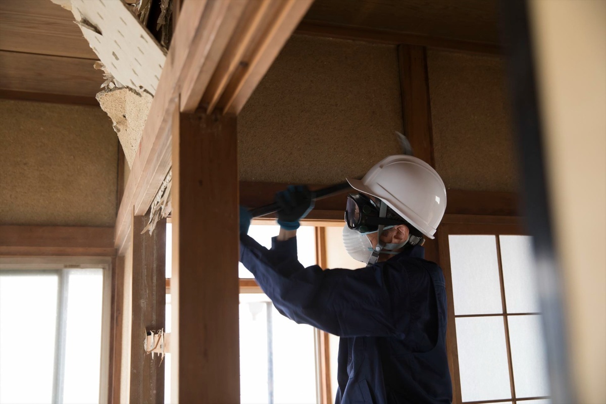 建物構造を問わない幅広い対応力と専門資格者による確実な施工体制